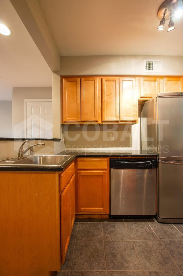 190 Kirkwood Rd Ne #E1 - Photo 7 of 21