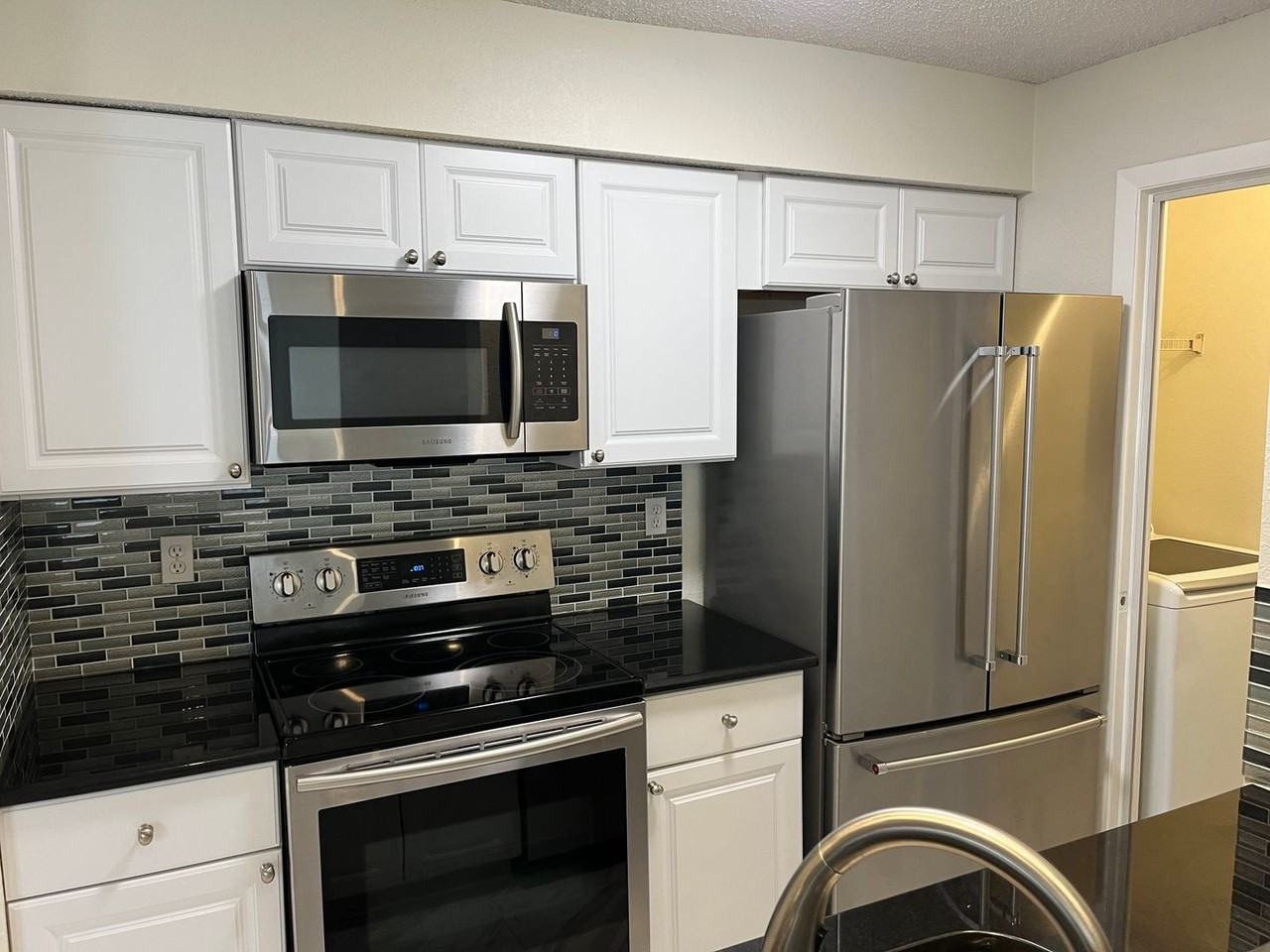 232 Afton Sq #201 - Photo 6 of 30