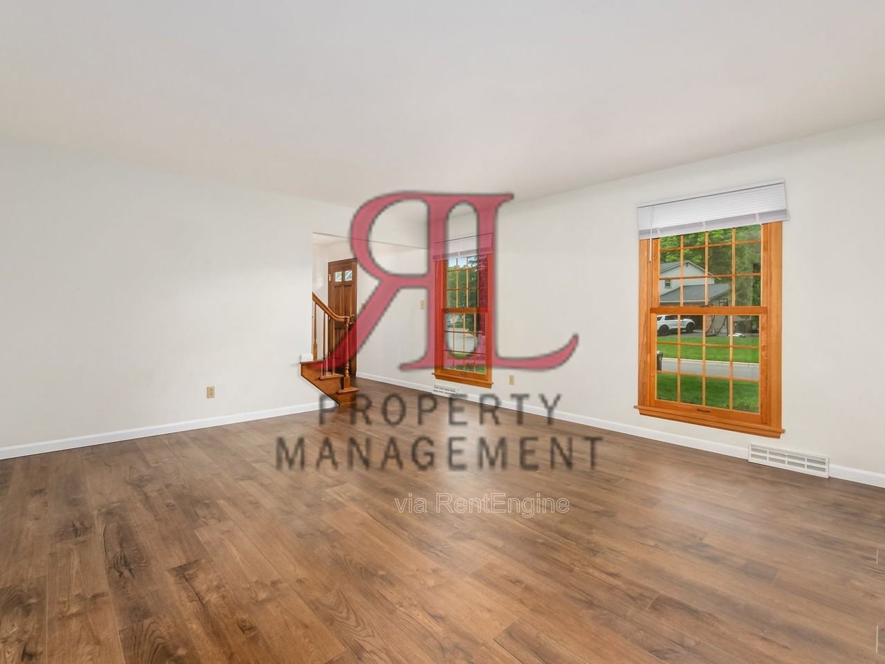 1627 Keats Ct - Photo 4 of 37