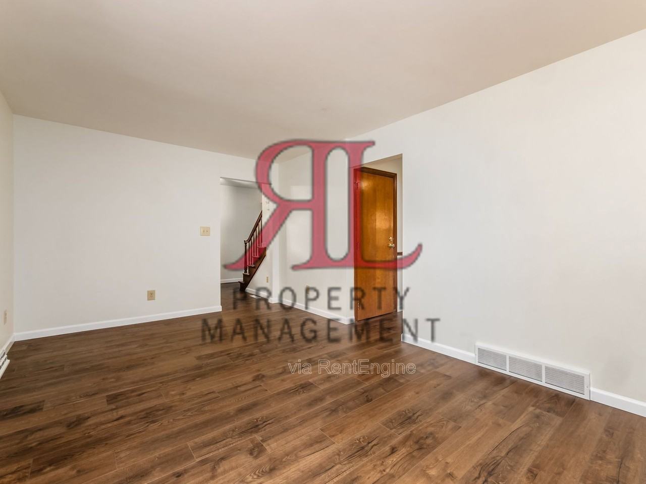 1627 Keats Ct - Photo 6 of 37