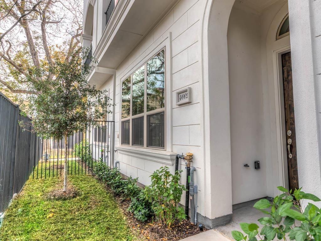 4009 Lillian St - Photo 2 of 23