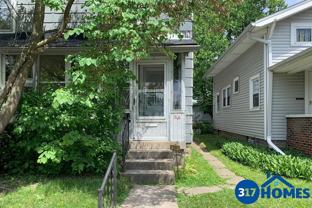 2111 S Garfield Dr - Photo 1 of 1