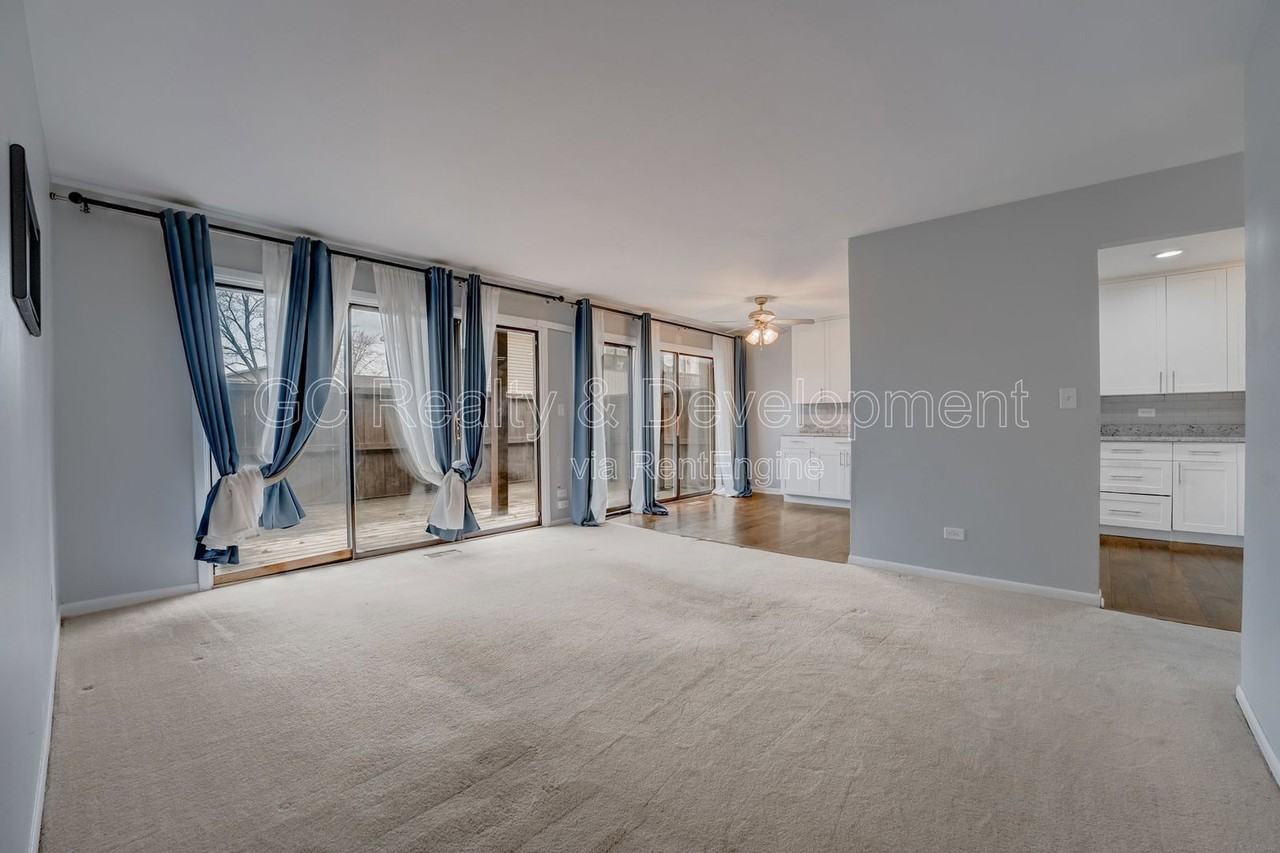 5850 Fresno Ct #C - Photo 3 of 24