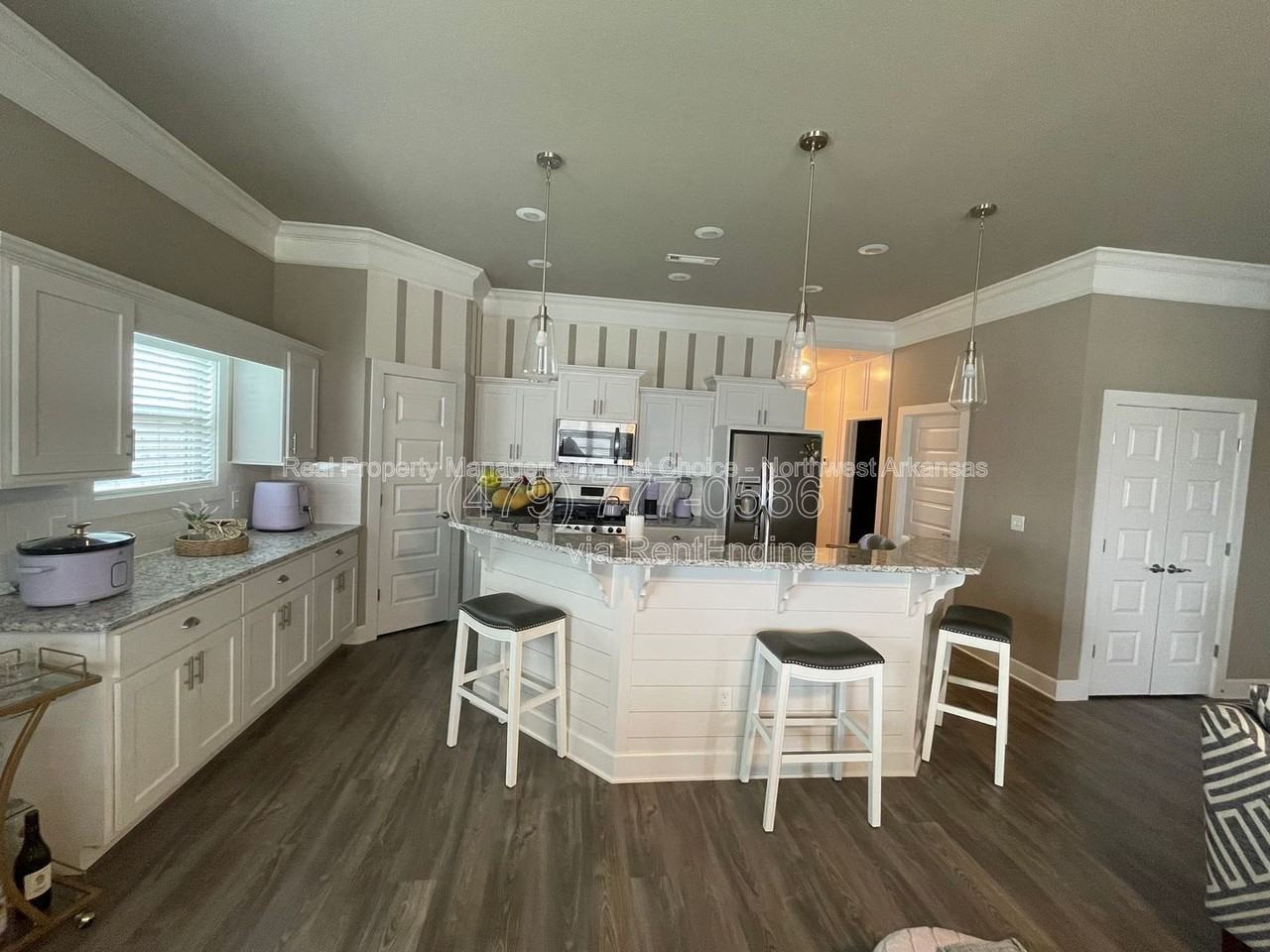 1020 Trestle Ln - Photo 6 of 28