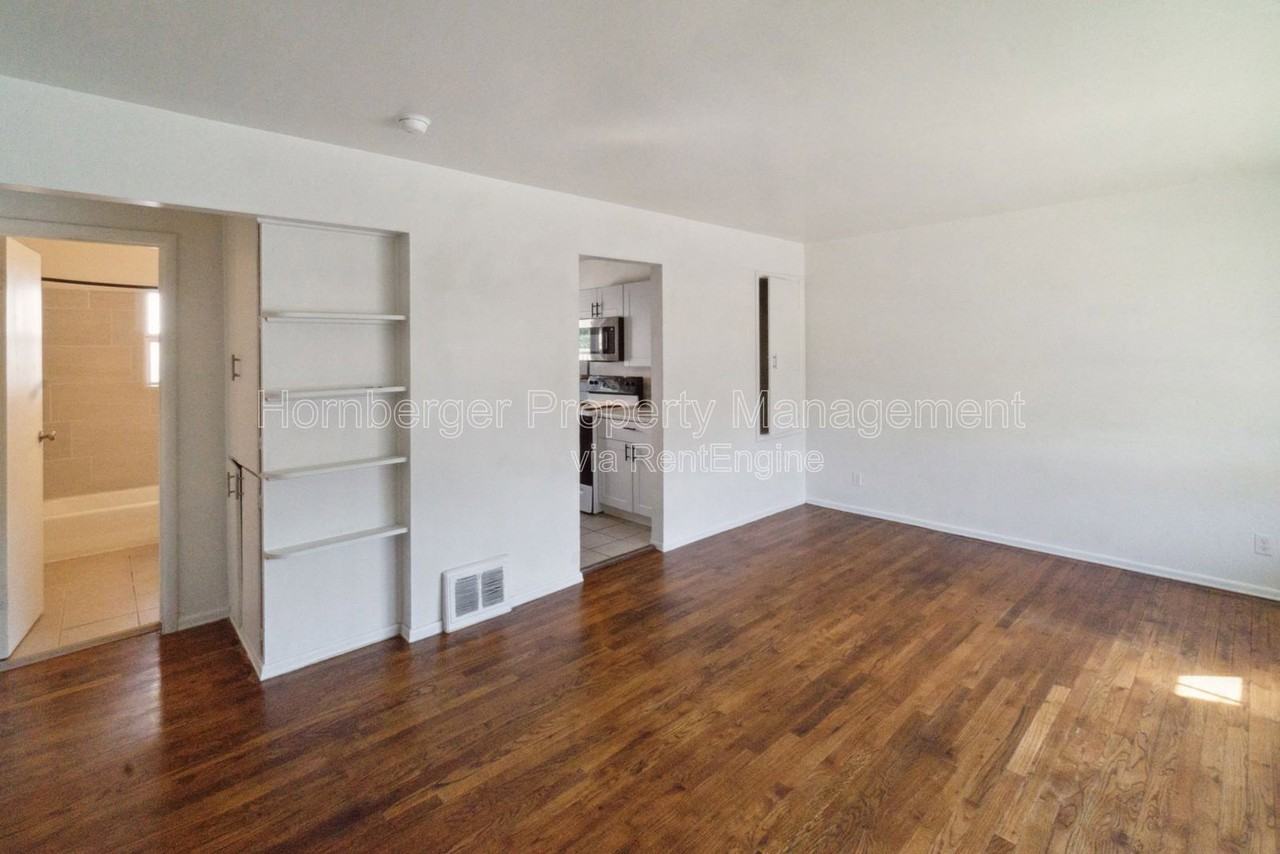 3316 N Nevada St - Photo 4 of 16