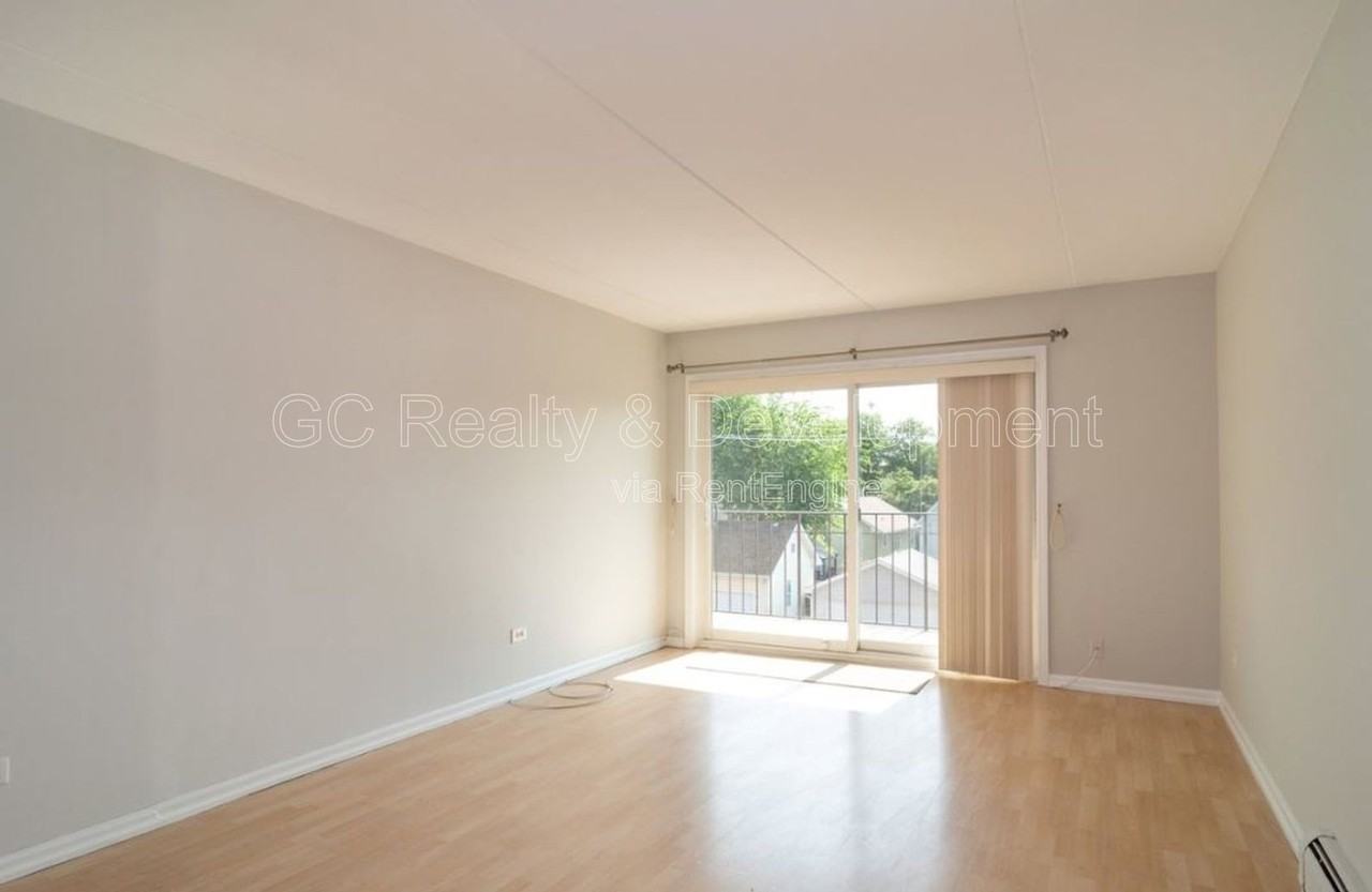 7320 Dixon St #303 - Photo 4 of 7