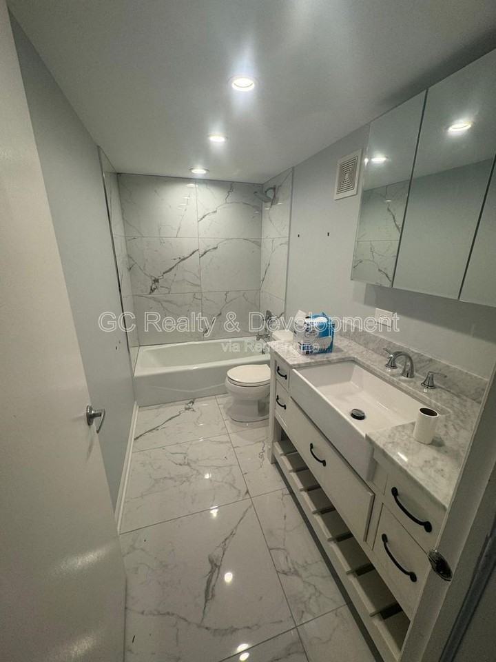 7320 Dixon St #303 - Photo 6 of 7