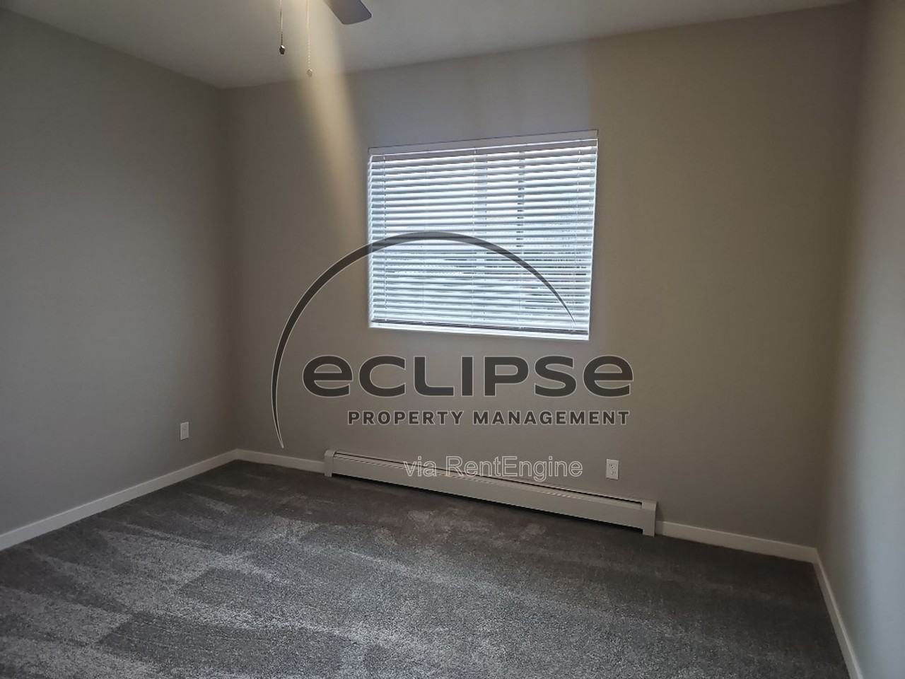 525 Washington Ave - Photo 4 of 17