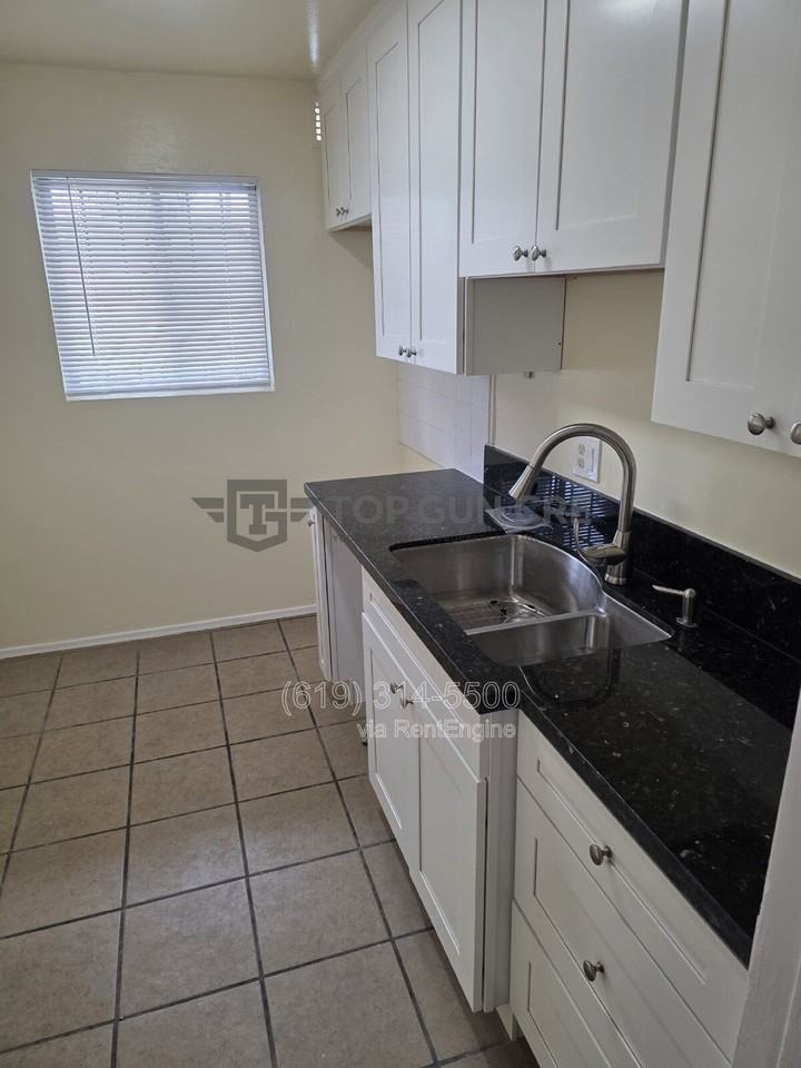 2875 Broadway #3 - Photo 2 of 22