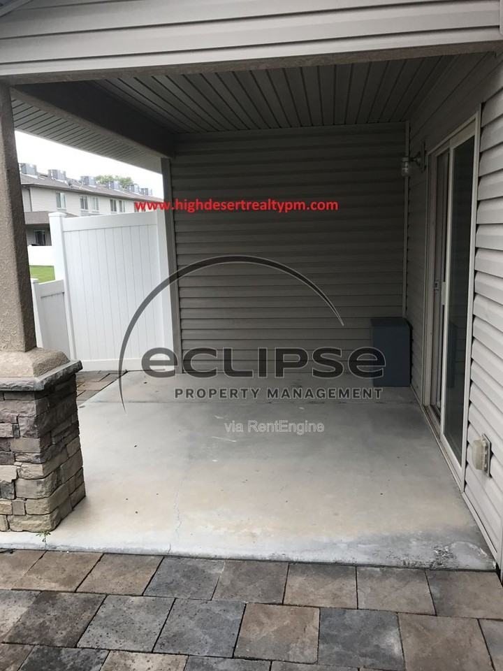 2463 1/2 Theresea Ln - Photo 6 of 14