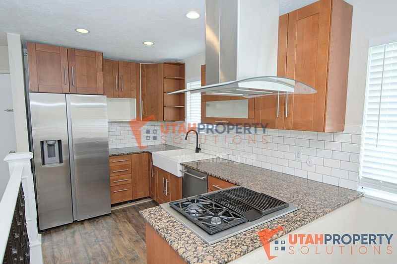 1865 N 760 W - Photo 6 of 23