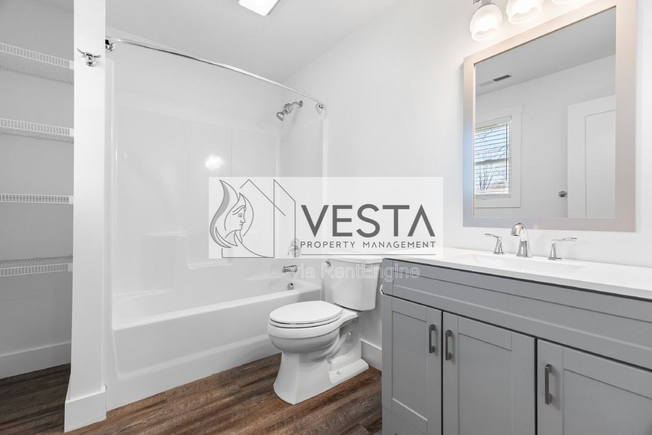 113 Stone Dr #105 - Photo 7 of 26
