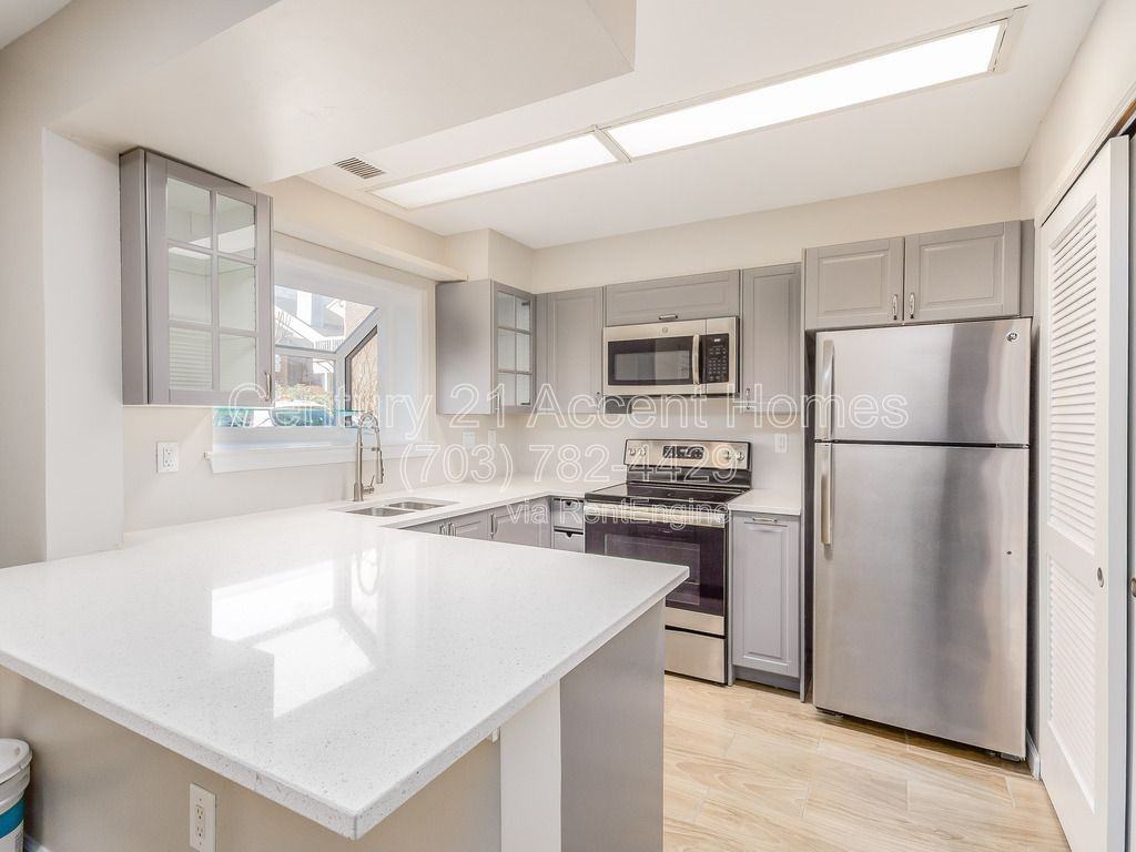 2606 S Arlington Mill Dr #D - Photo 2 of 25