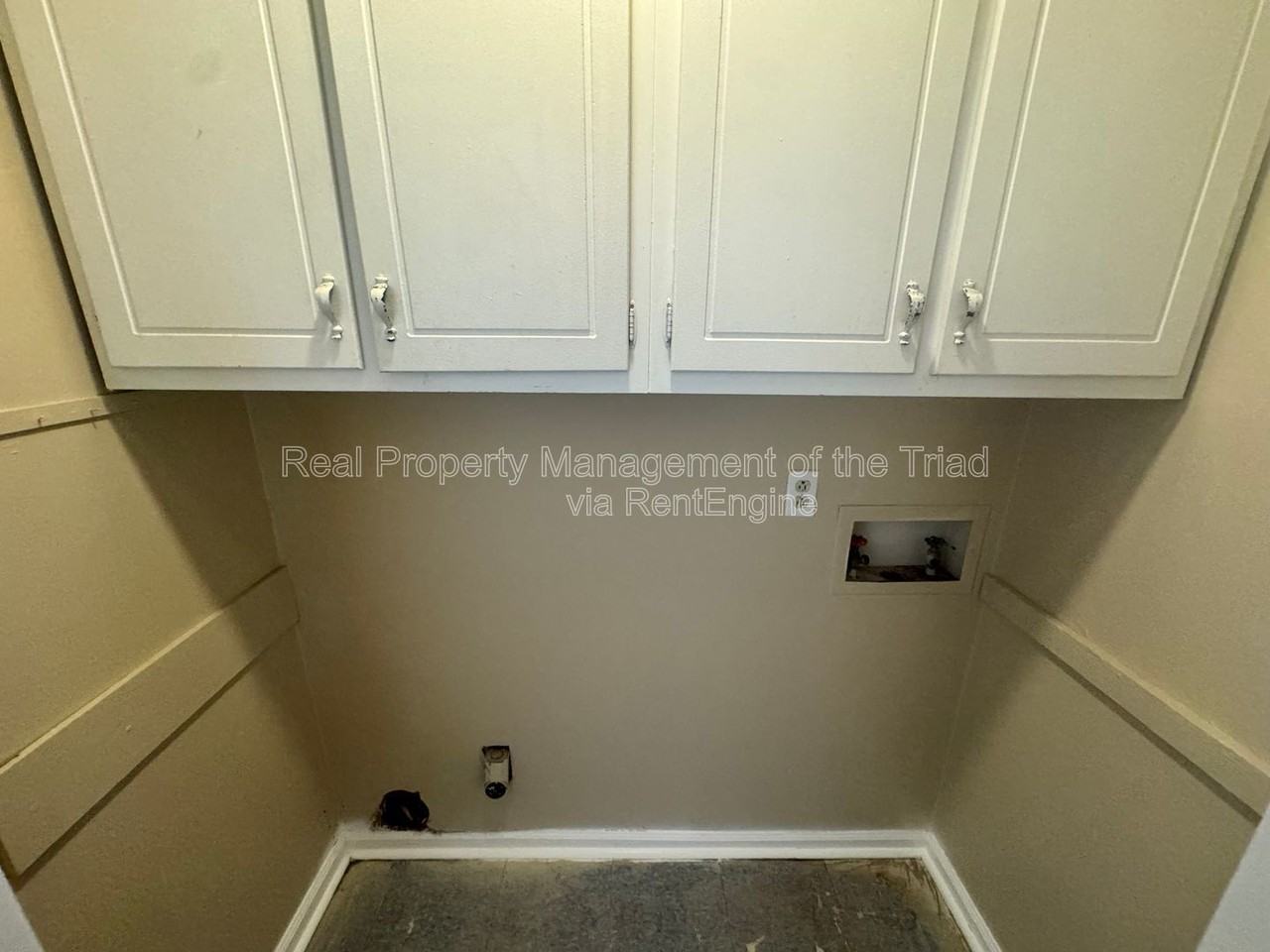 2393 Spicewood Dr - Photo 5 of 22