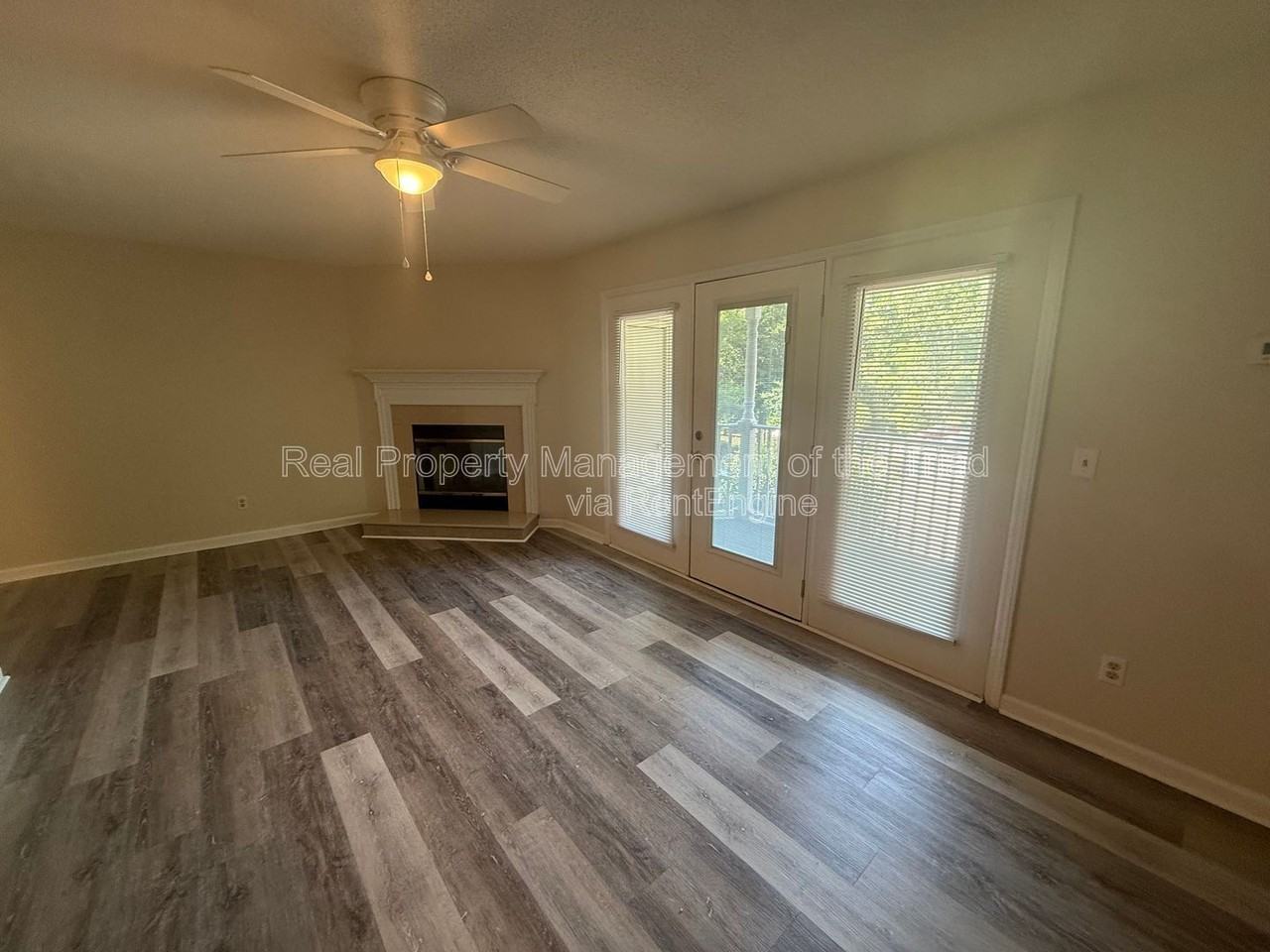 5930 W Friendly Ave - Photo 3 of 17