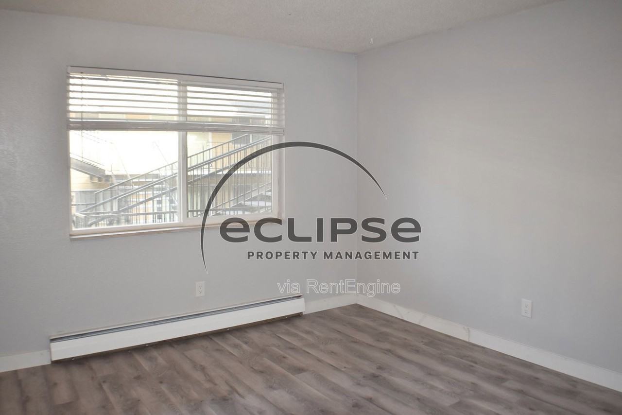 445 Chipeta Ave #24 - Photo 4 of 16