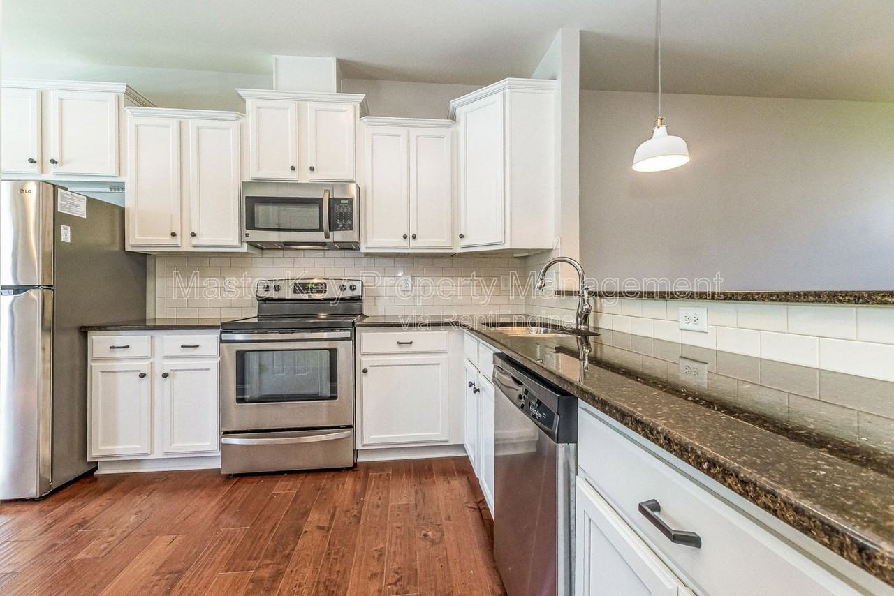 2805 Piedmont River Way - Photo 3 of 29