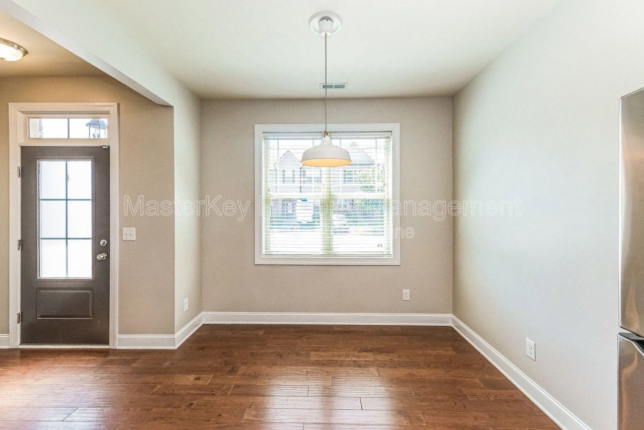 2805 Piedmont River Way - Photo 5 of 29