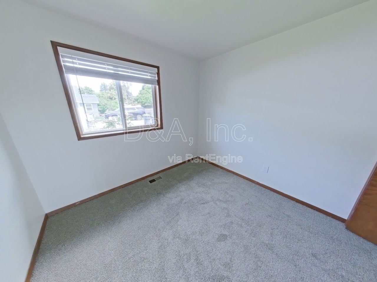 1453 Cedar St #1453 - Photo 6 of 11