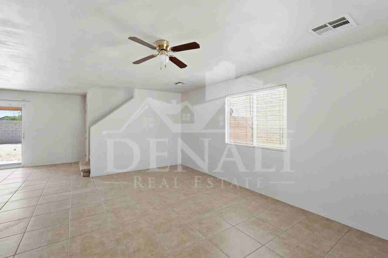 21939 W Cocopah St - Photo 6 of 31