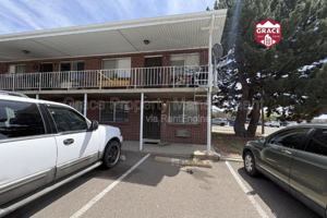 featured image of 3041 W Hamilton Pl #3