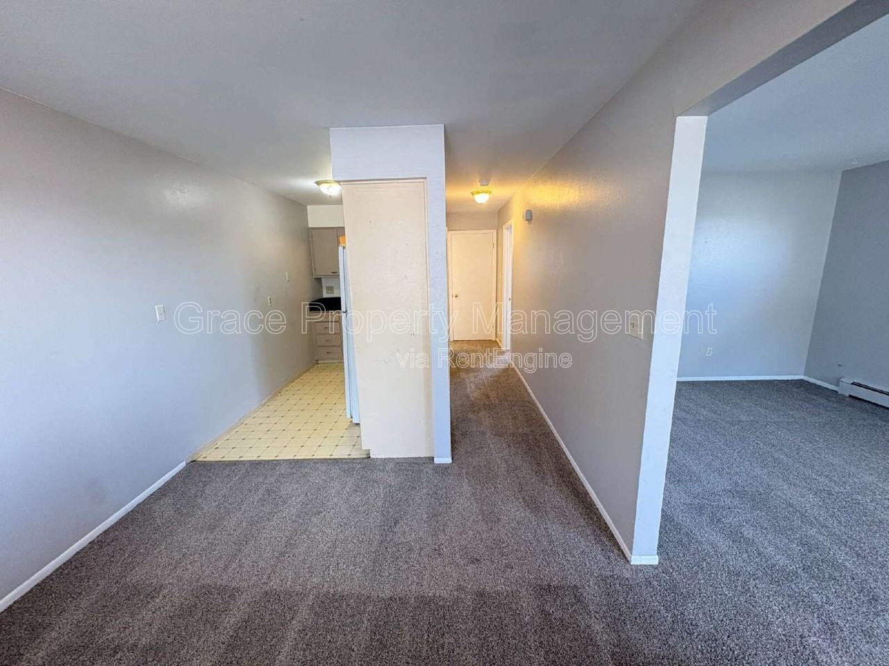 3041 W Hamilton Pl #3 - Photo 5 of 15