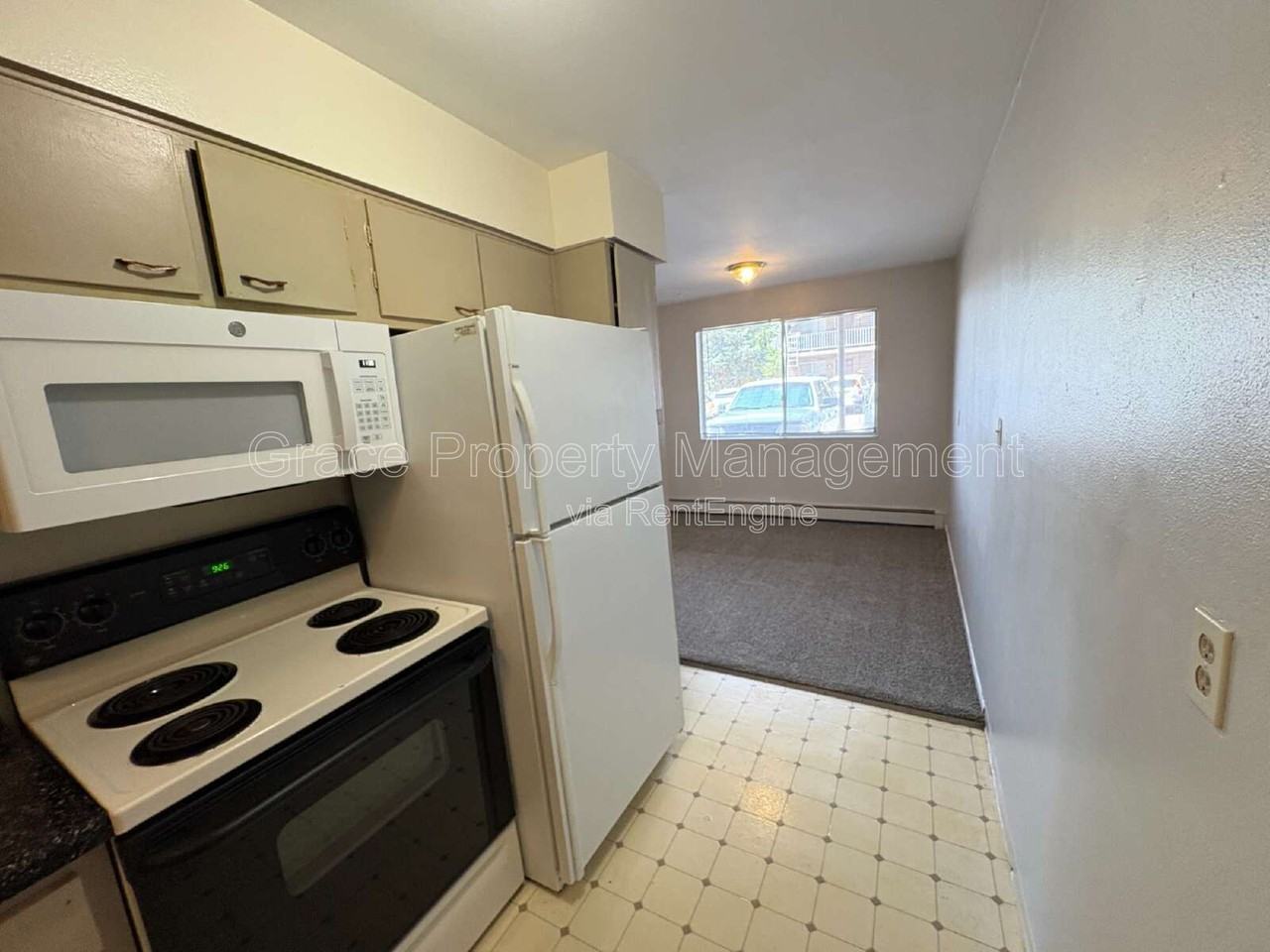 3041 W Hamilton Pl #3 - Photo 7 of 15