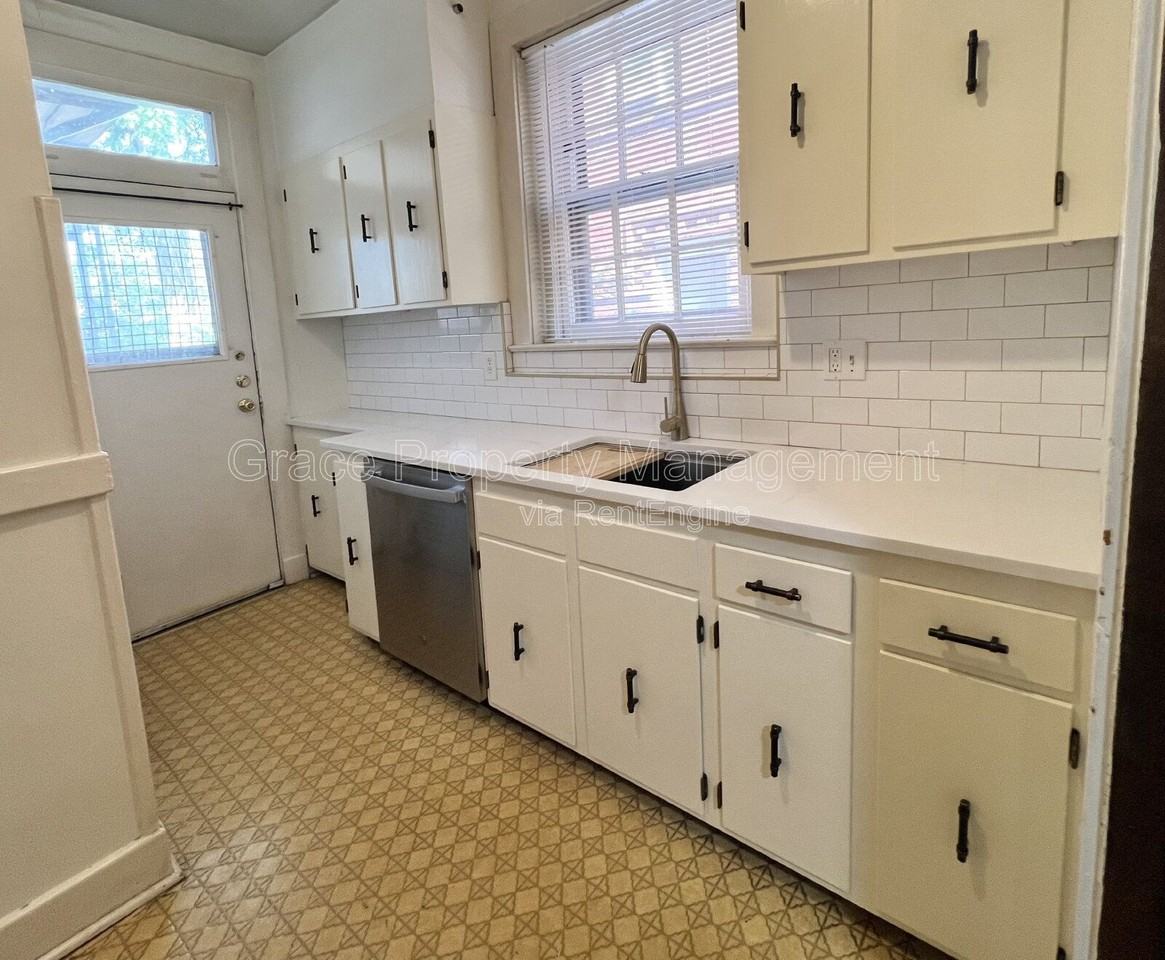 523 E 12th Ave #7 - Photo 7 of 16