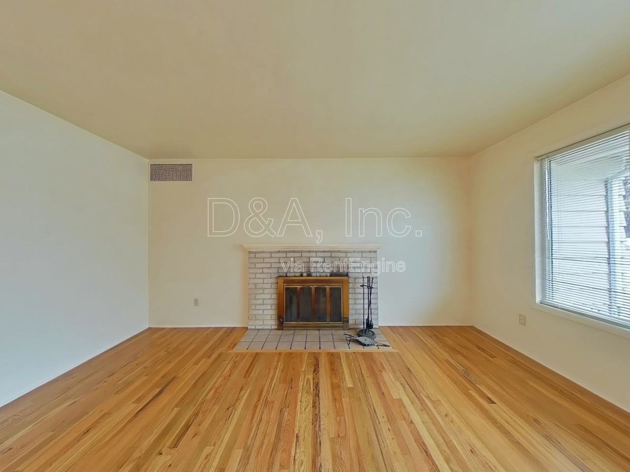 2220 Nw Elmwood Dr - Photo 2 of 13