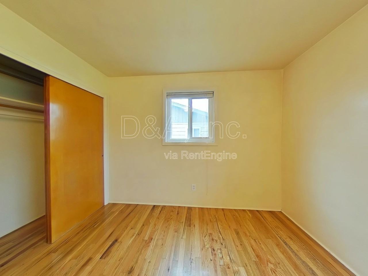 2220 Nw Elmwood Dr - Photo 7 of 13