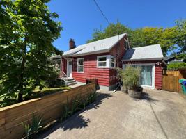 featured image of 2315 Se 38th Ave