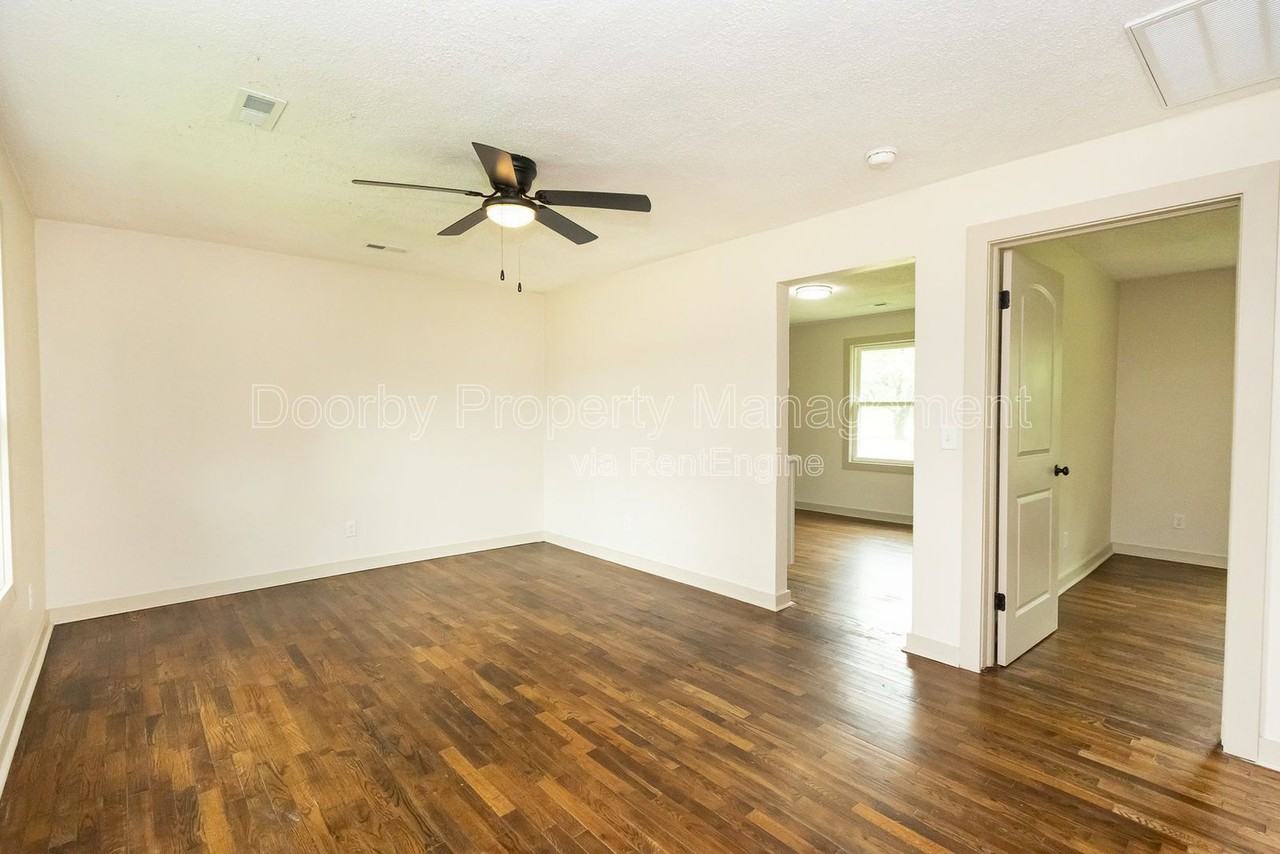 804 Grandview Ave #B - Photo 7 of 15