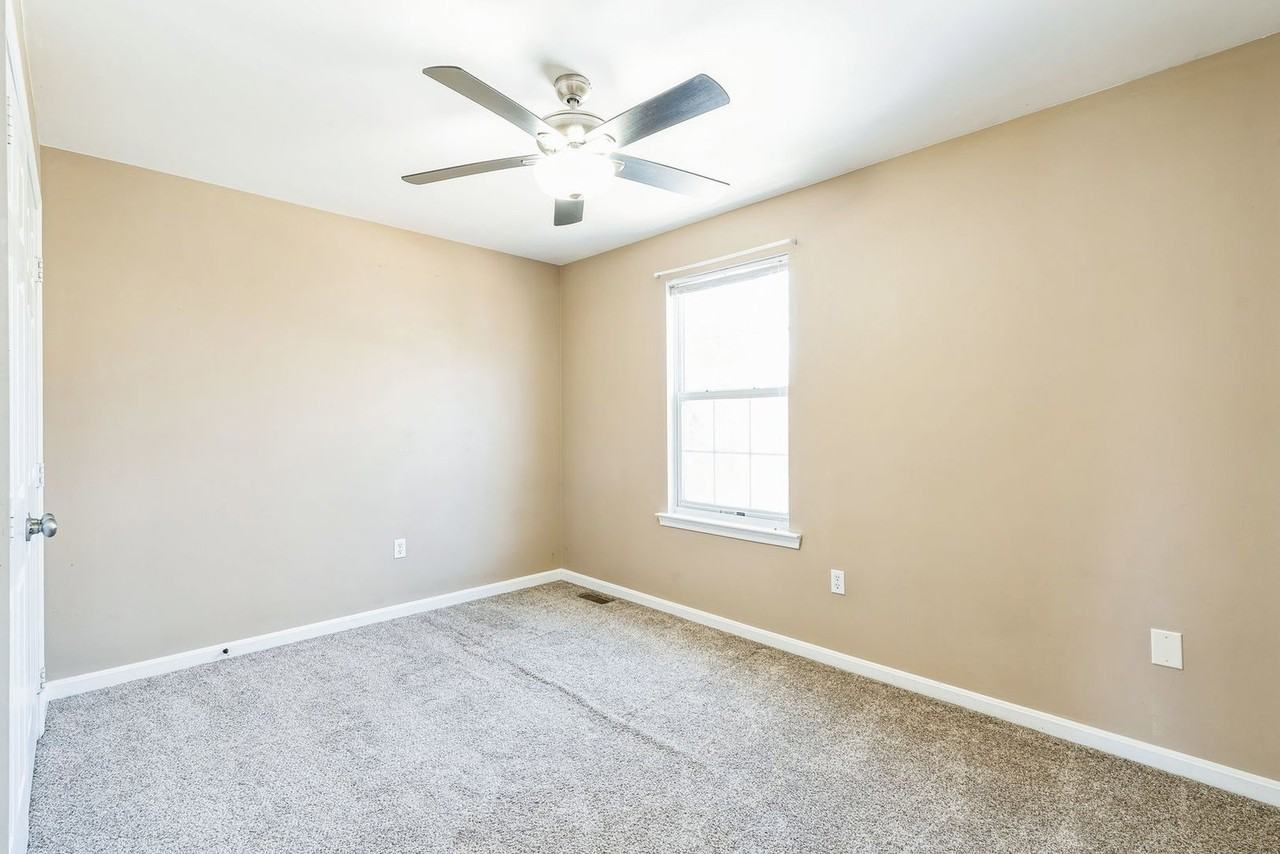 10831 Alyssa Ln - Photo 7 of 15