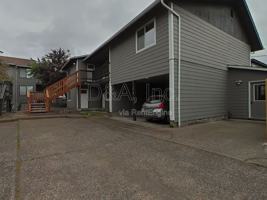 featured image of 1961 Nw Grant Ave #5