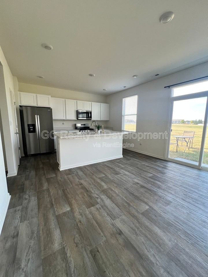 3233 Lehman Xing - Photo 4 of 24