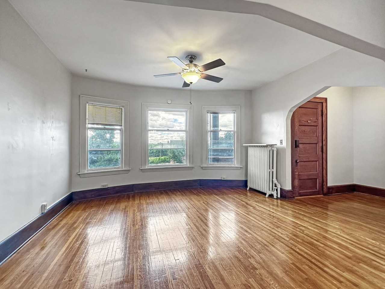 331 Ramsey St #1 - Photo 4 of 17