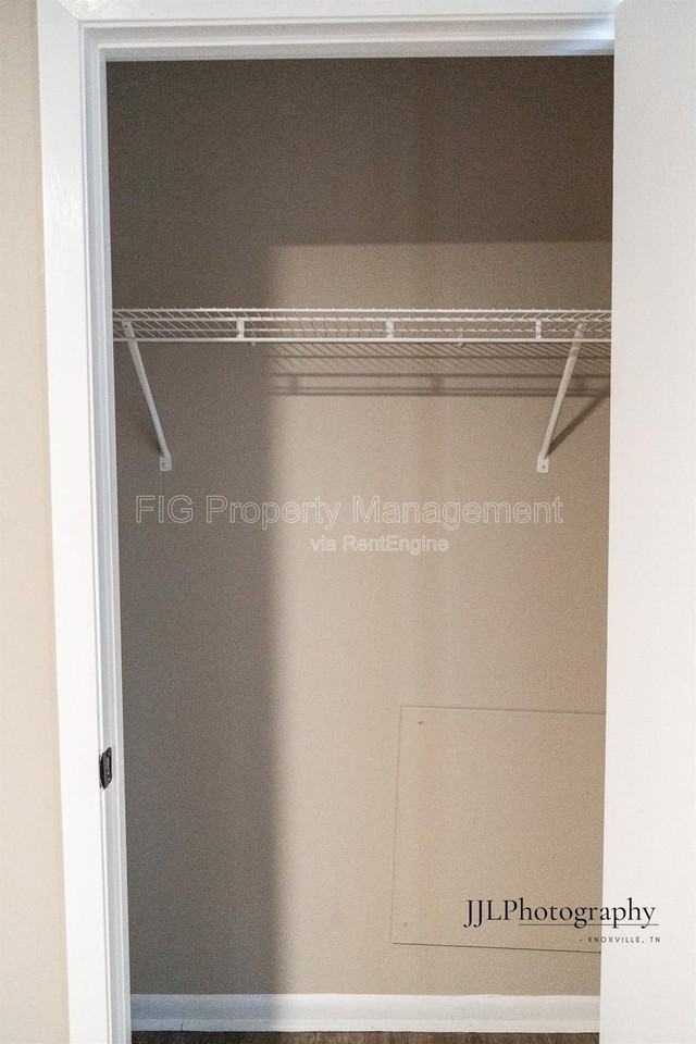 129 Hillcrest Dr #20 - Photo 7 of 12