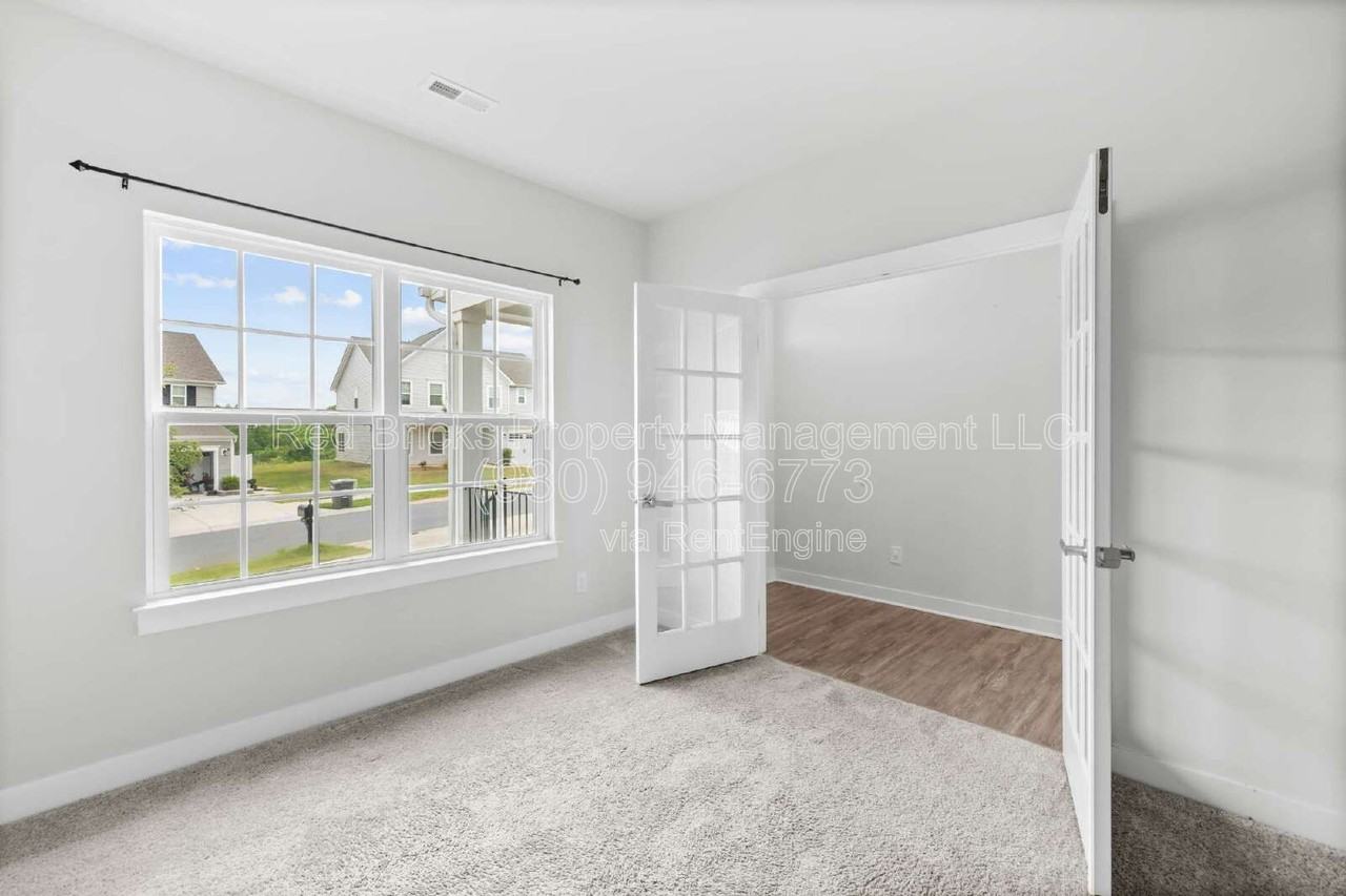7067 Waterwheel St Sw - Photo 6 of 37