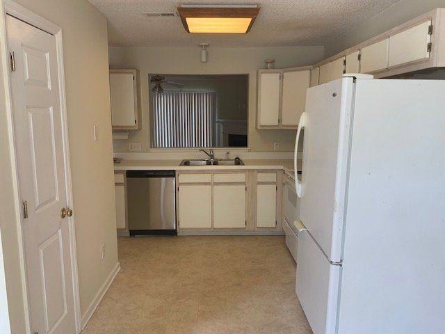 2513A Bluff View Ct - Photo 4 of 17