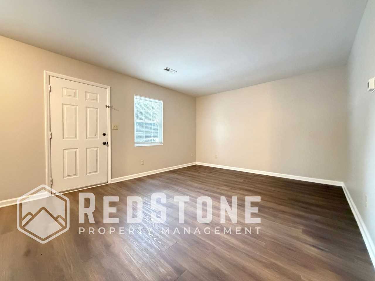 221 Quintas Ave #B - Photo 5 of 23