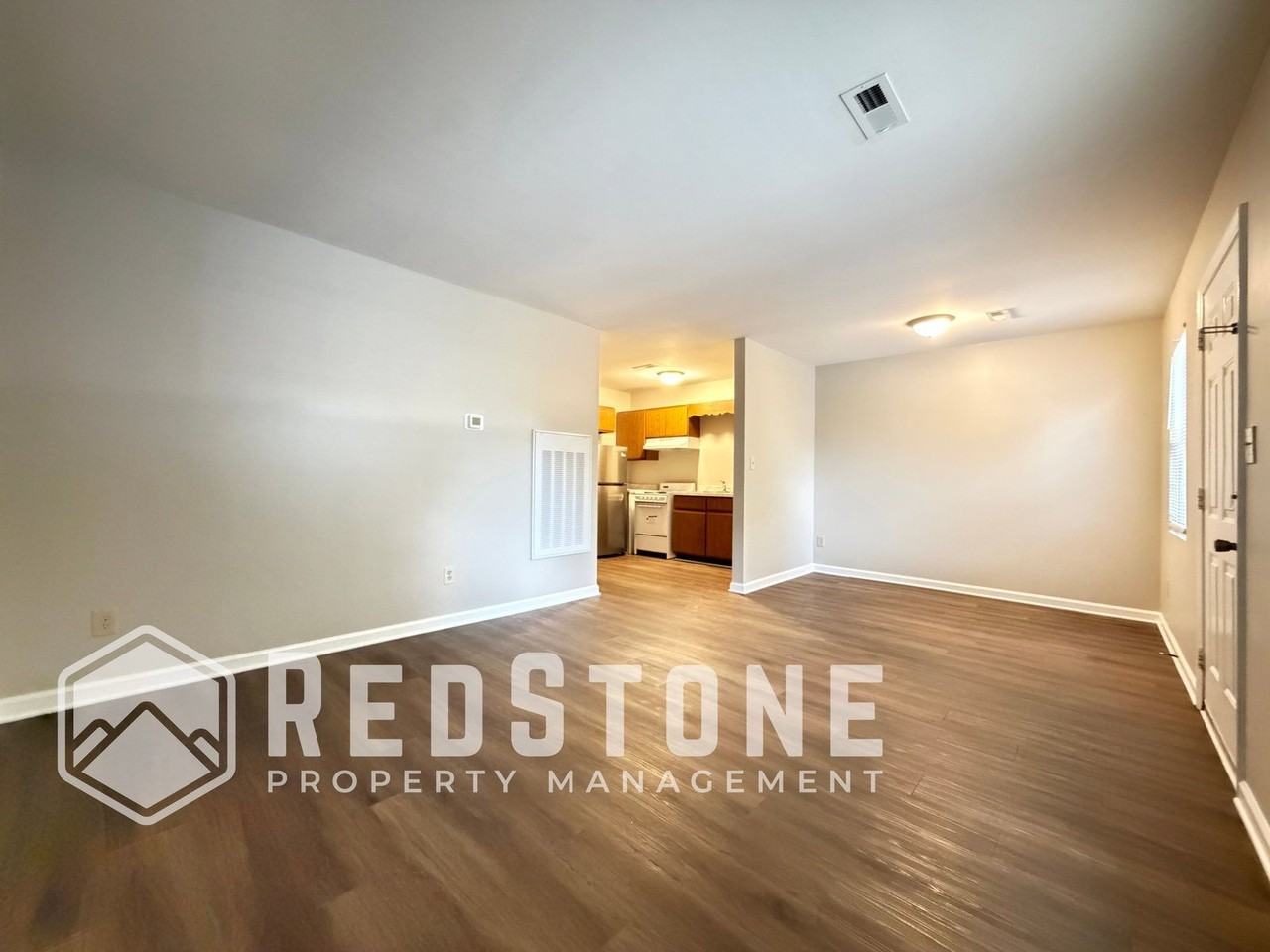 221 Quintas Ave #B - Photo 6 of 23