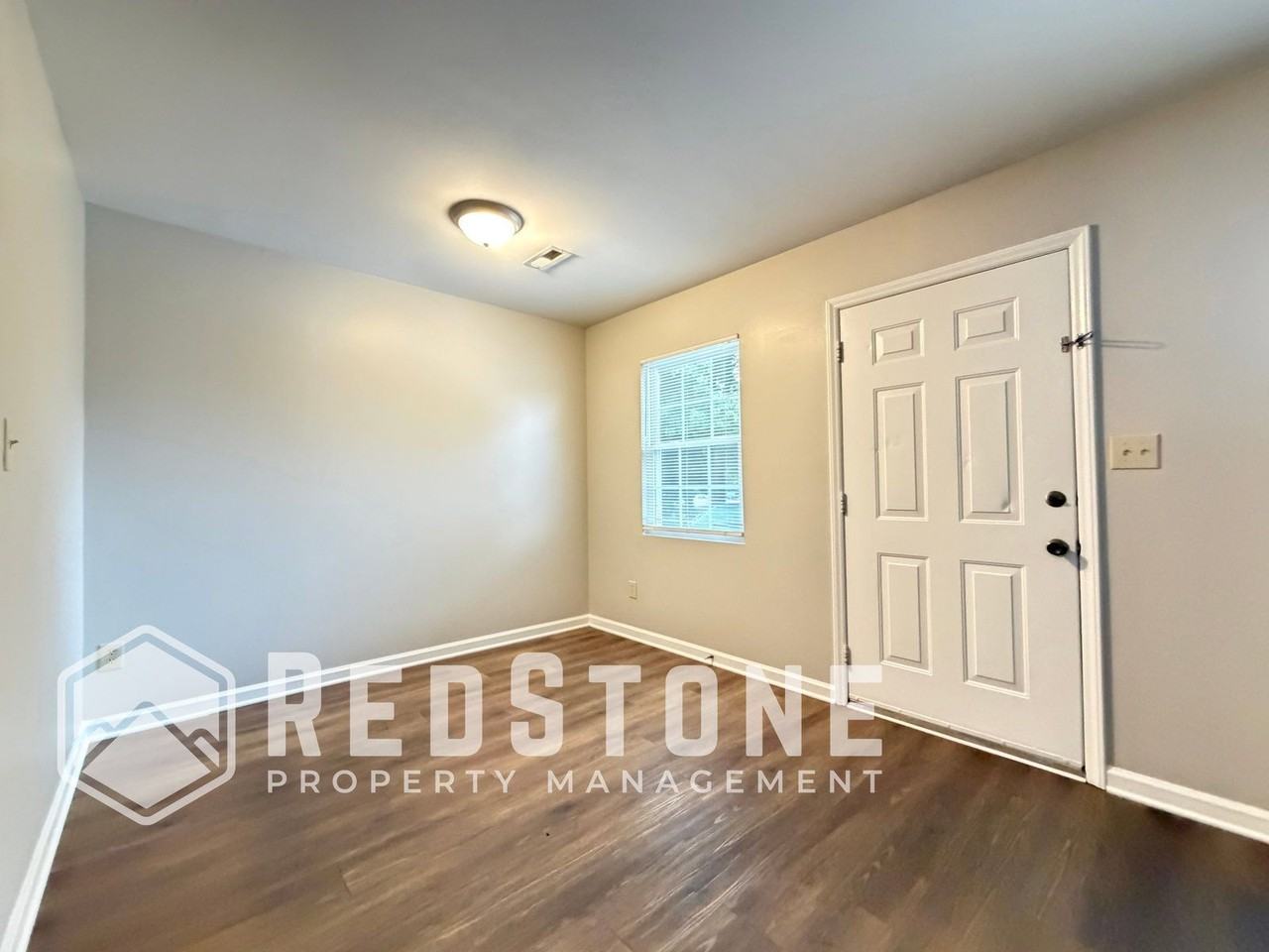 221 Quintas Ave #B - Photo 7 of 23