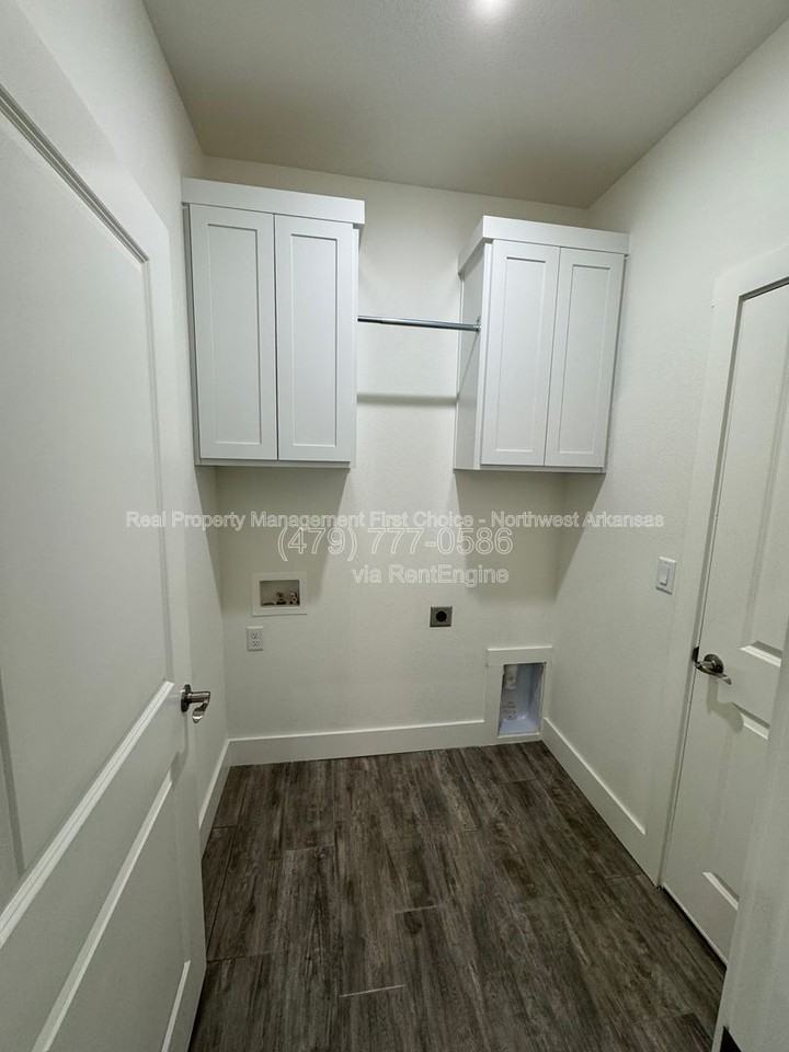 720 Sun Meadow Dr - Photo 7 of 31