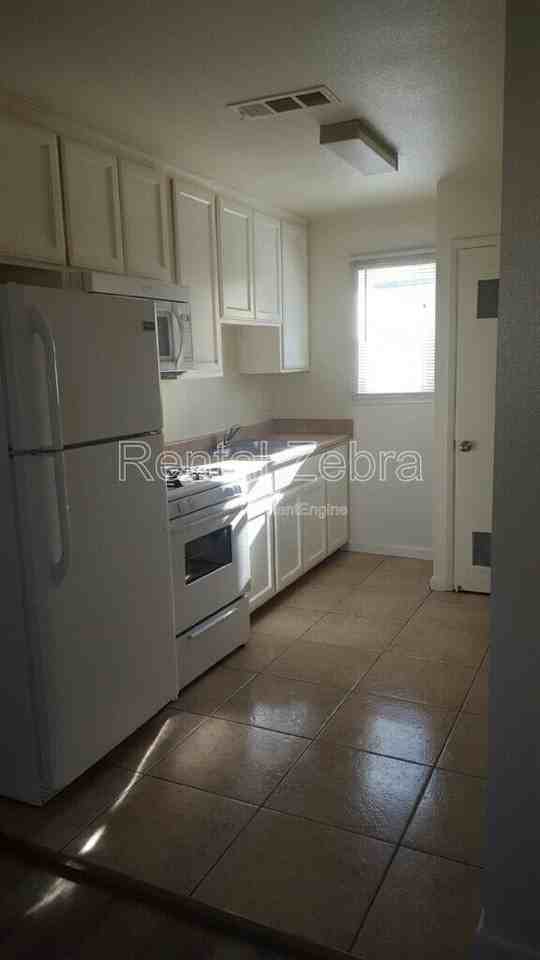 108 E 12th St #2 - Photo 7 of 11