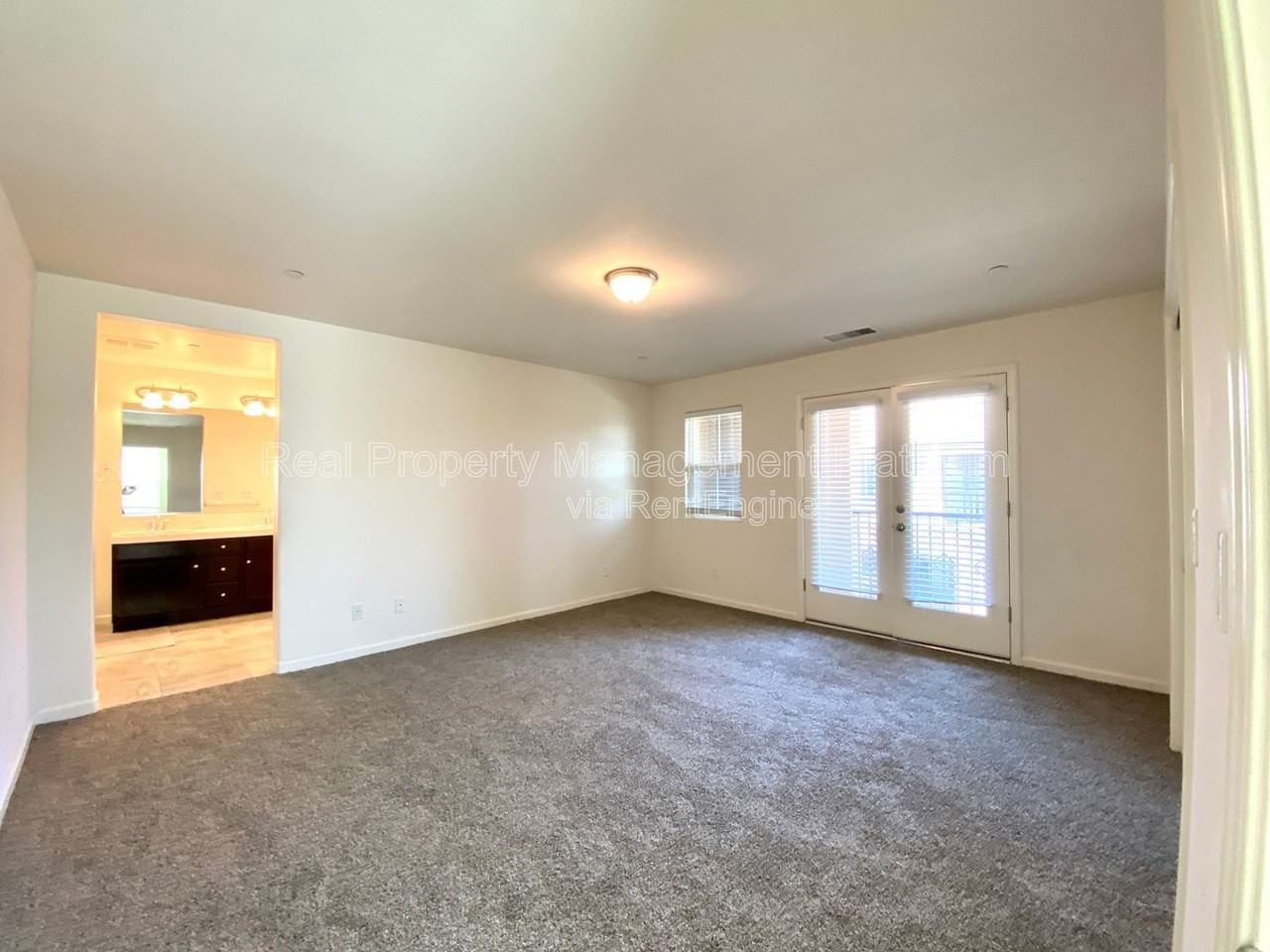 2534 Mustang Dr - Photo 7 of 44