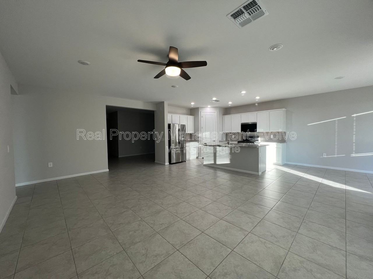 3435 S 177th Dr - Photo 6 of 37