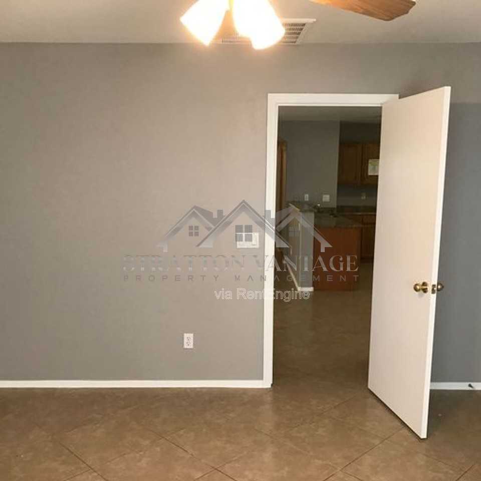 1101 E Elm Rd - Photo 6 of 21