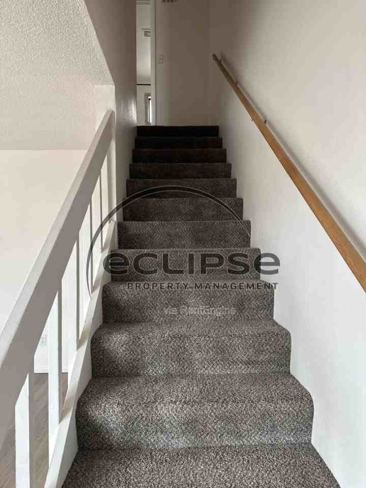 3247 Main St #1 - Photo 7 of 13