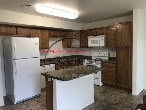 2470 Theresea Ln - Photo 3 of 15