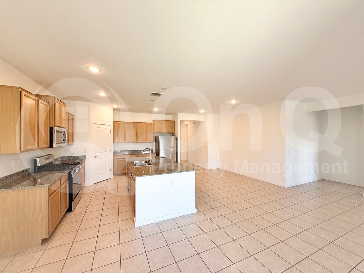 7027 E Gamebird Way - Photo 5 of 24